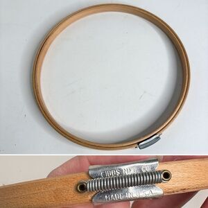 Vintage Gibbs Mfg. Co Sewing Hoop 7" Felt Lined Embroidery Hoop